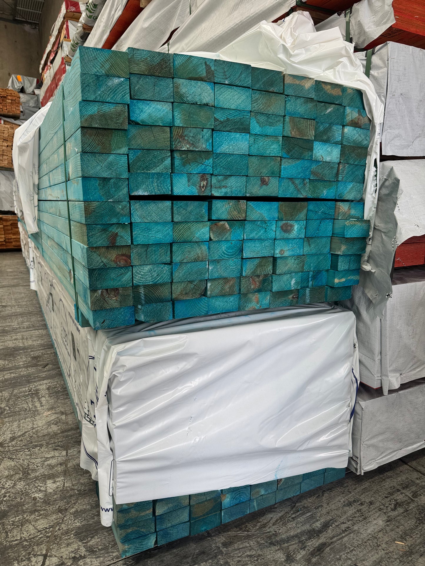 70x45 MGP10 H2F Pine